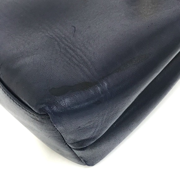 CHANEL Blue Shoulder Bag - Picture 7 of 16